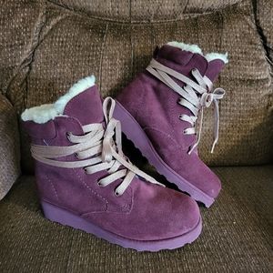 BearPaw Phoebe Suede Sheepskin Hiker Boot Wine/ Maroon
